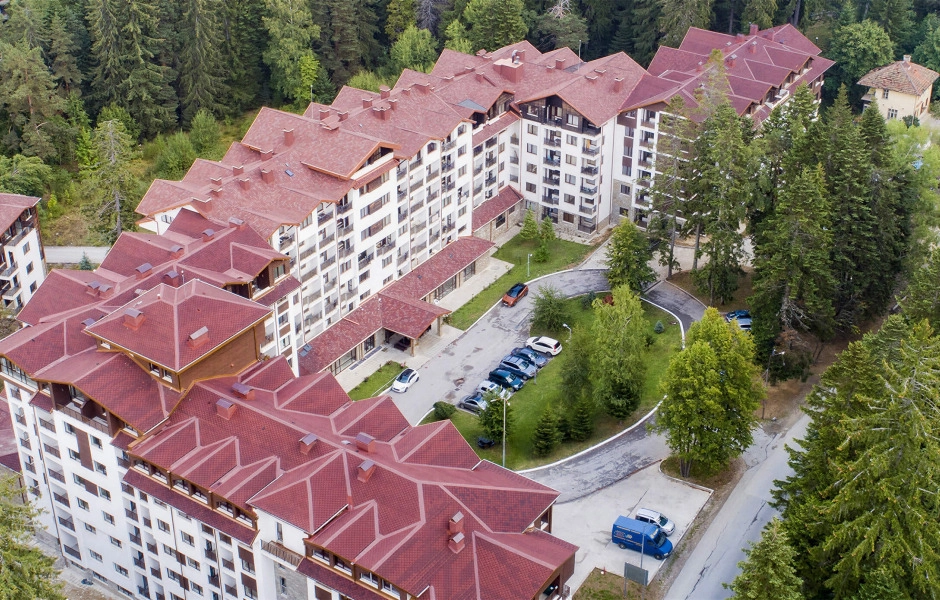 Боровец Гардънс